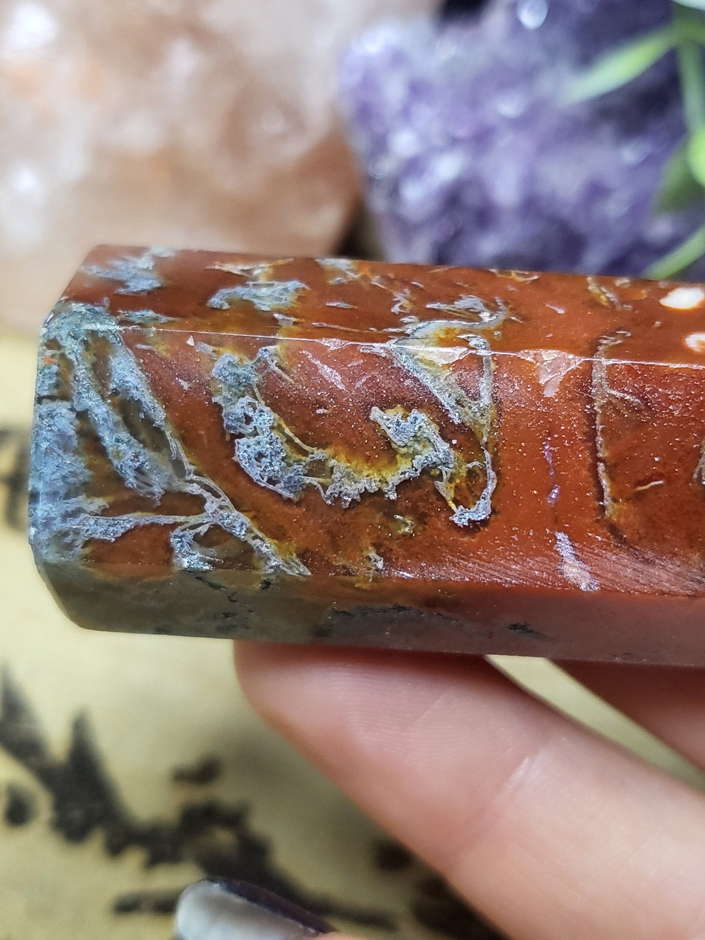 Red moss agate point