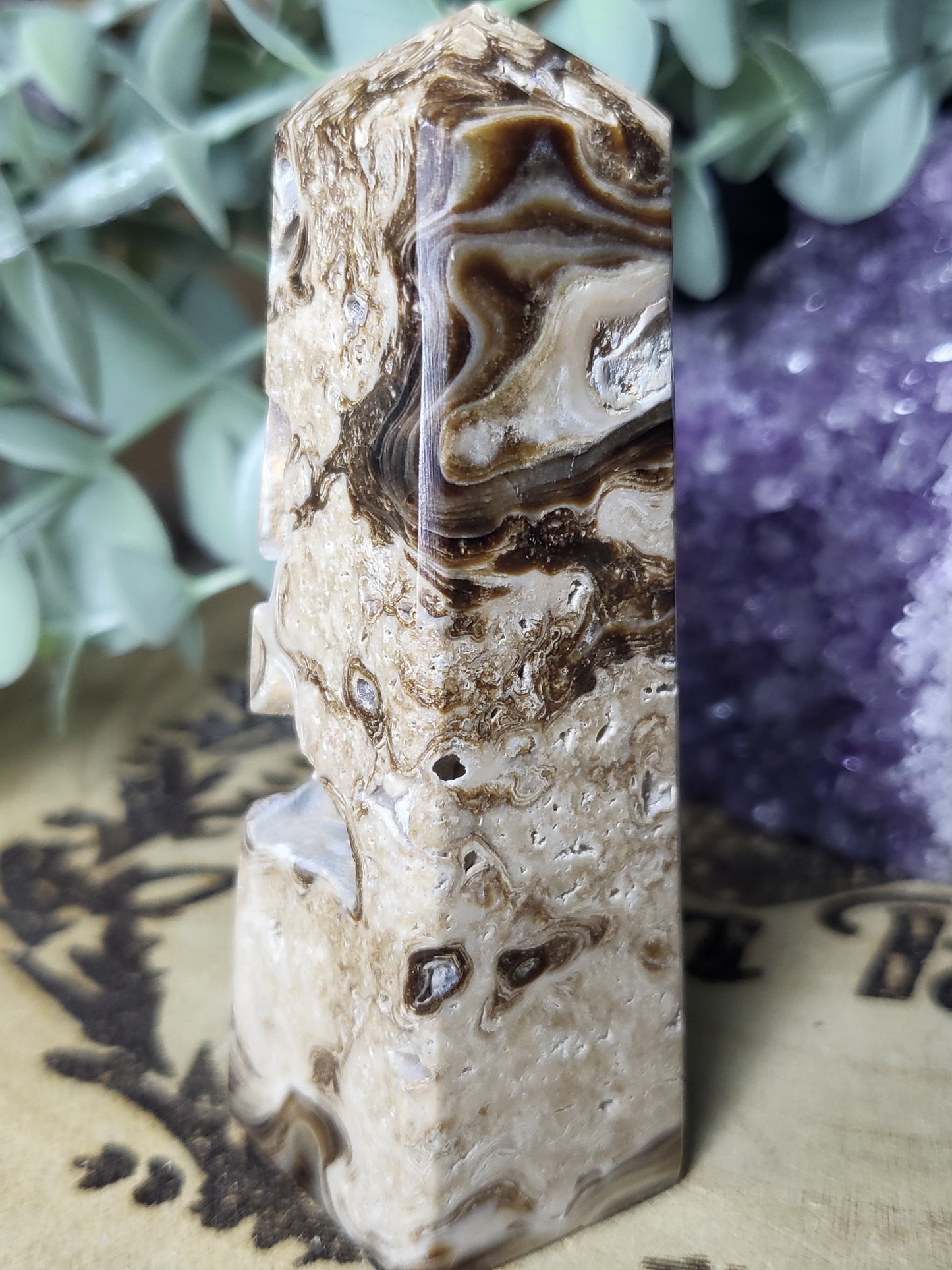 Chocolate calcite point