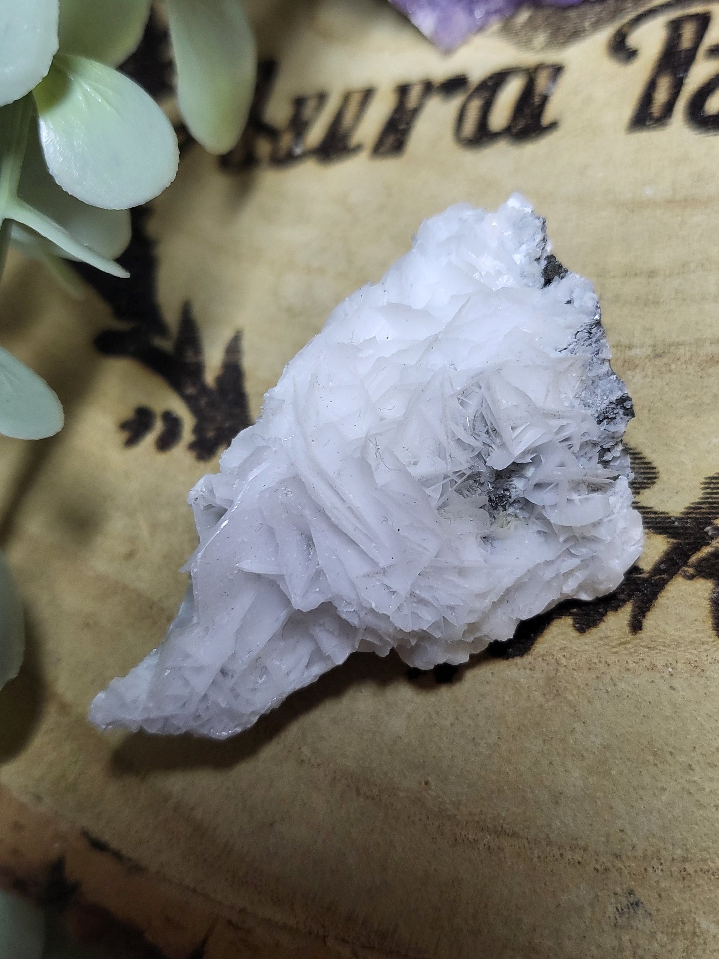 Rose white calcite