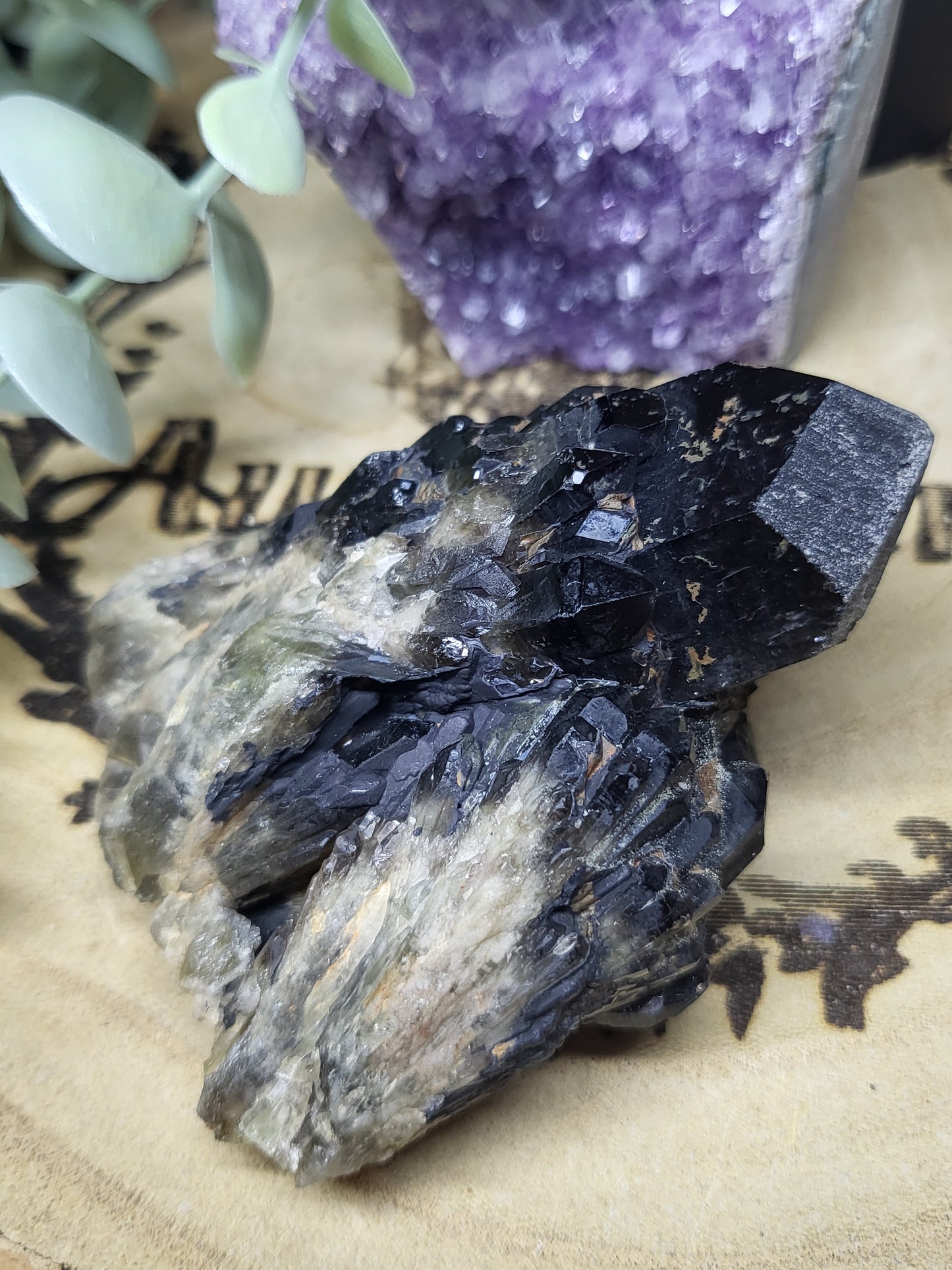 Smokey citrine quartz cluster