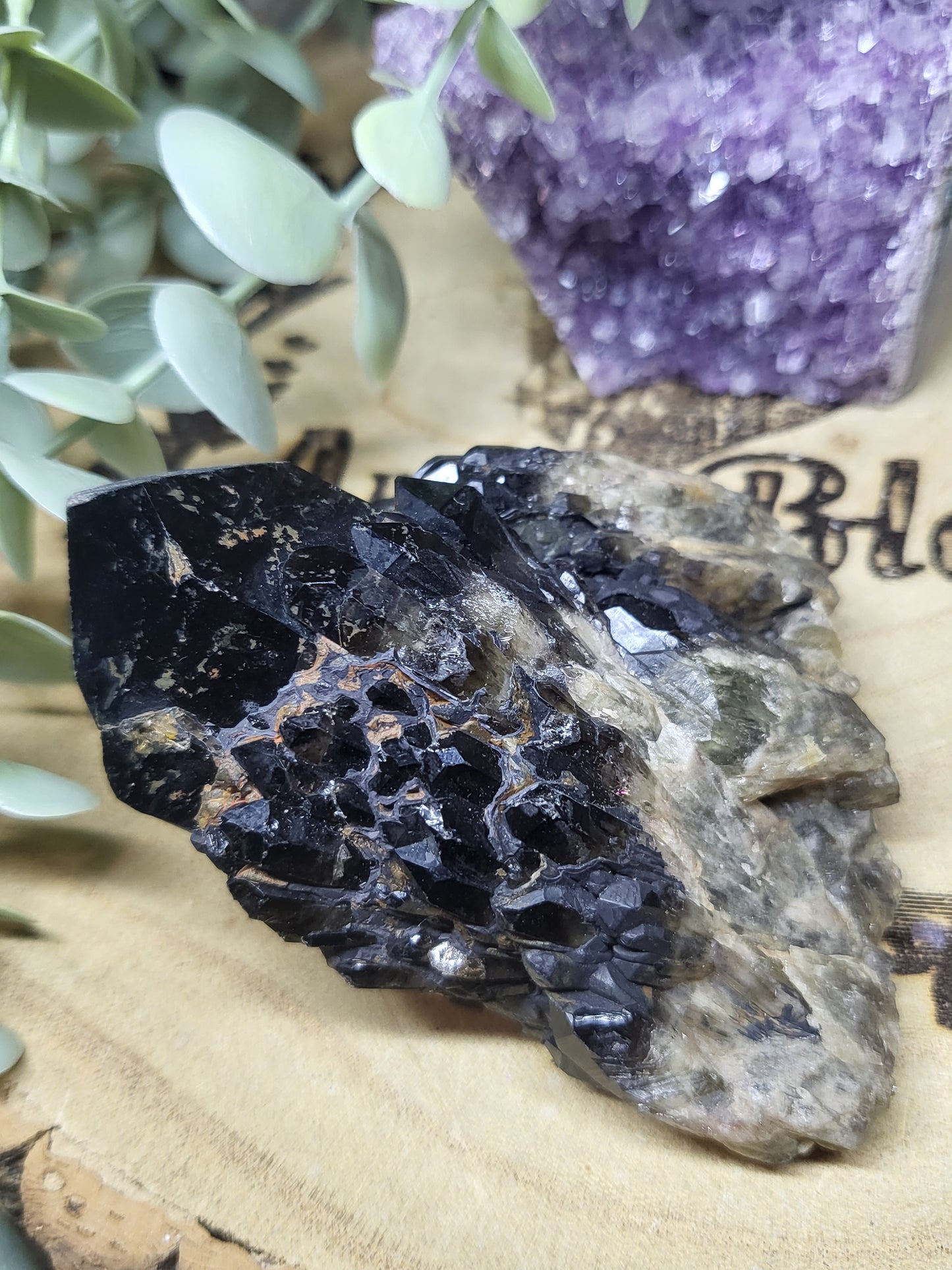 Smokey citrine quartz cluster