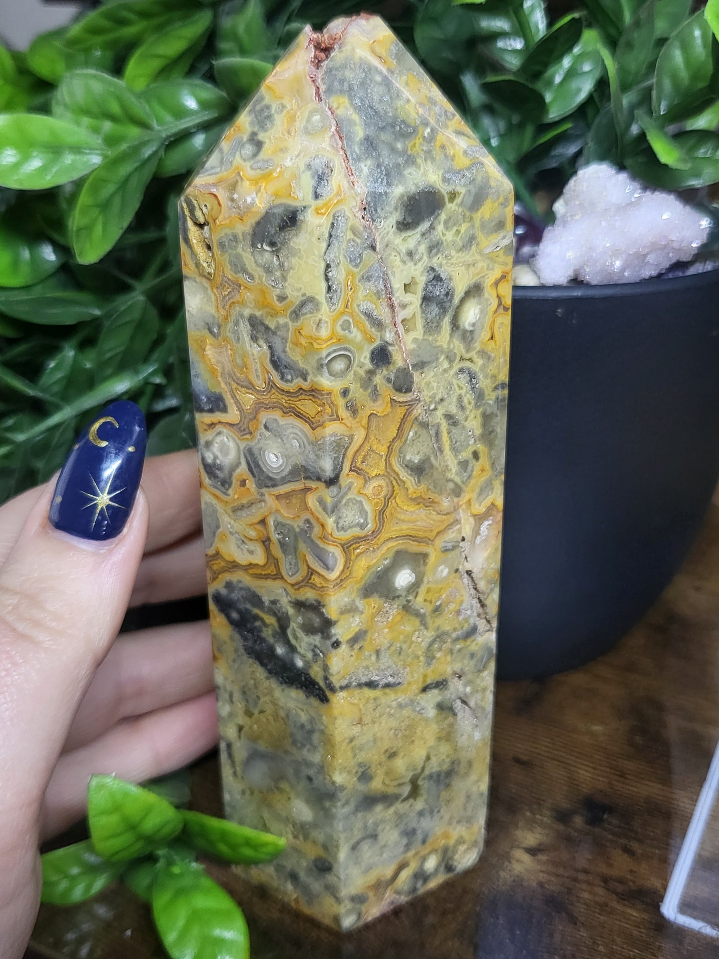 Crazy lace agate tower
