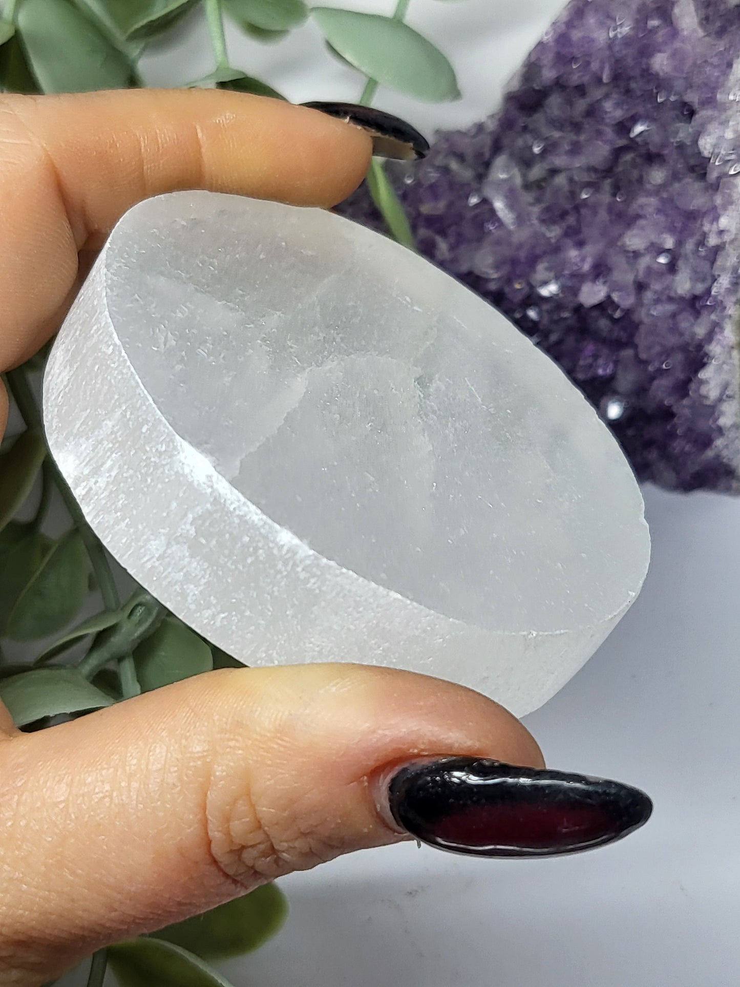 Selenite (satin spa) charging plate