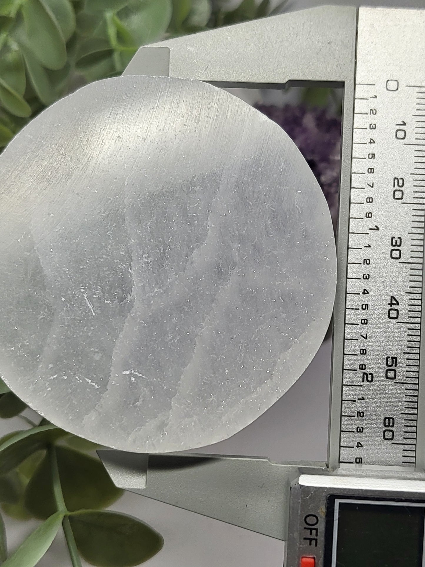 Selenite (satin spa) charging plate
