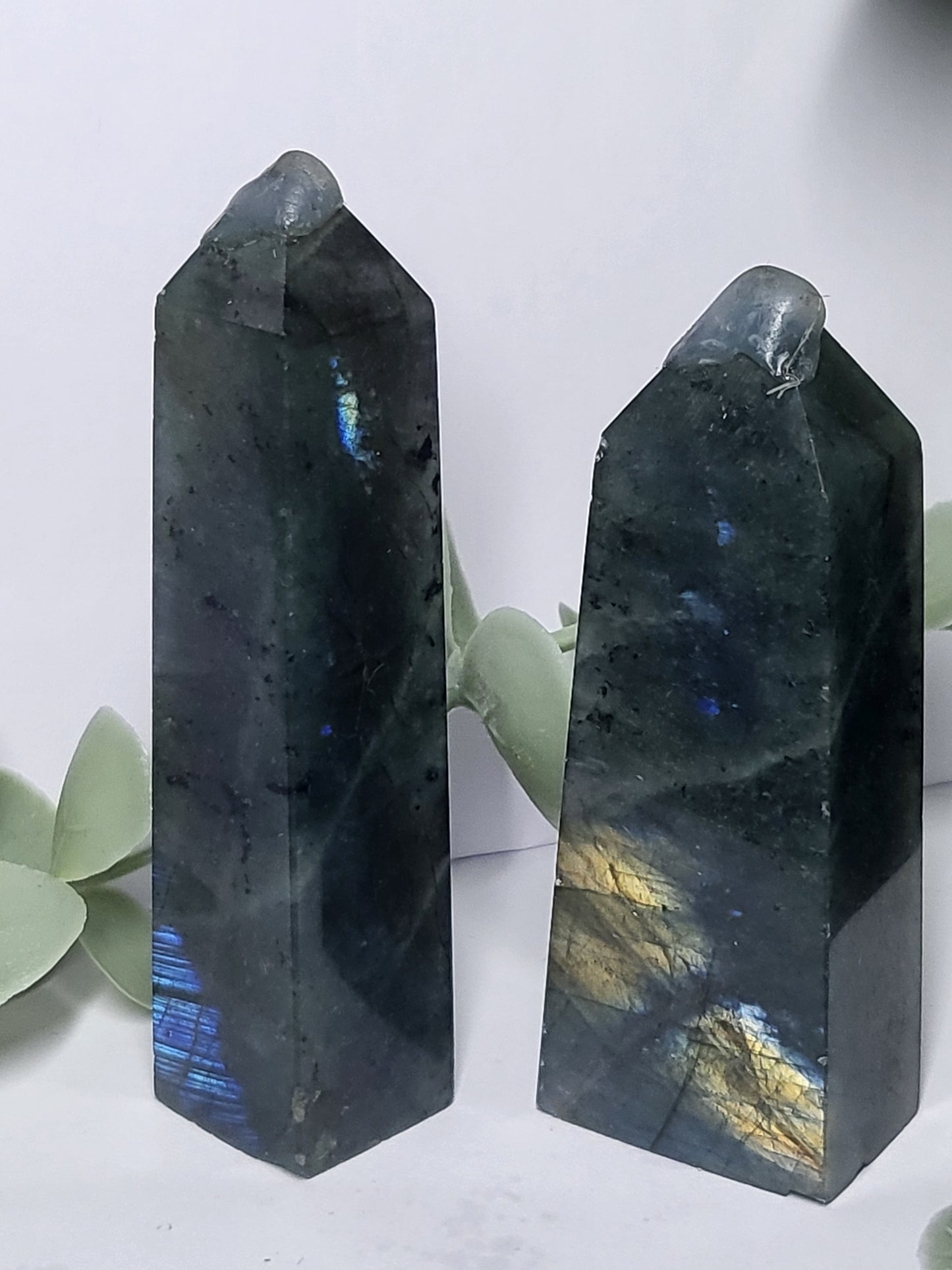 Labradorite point