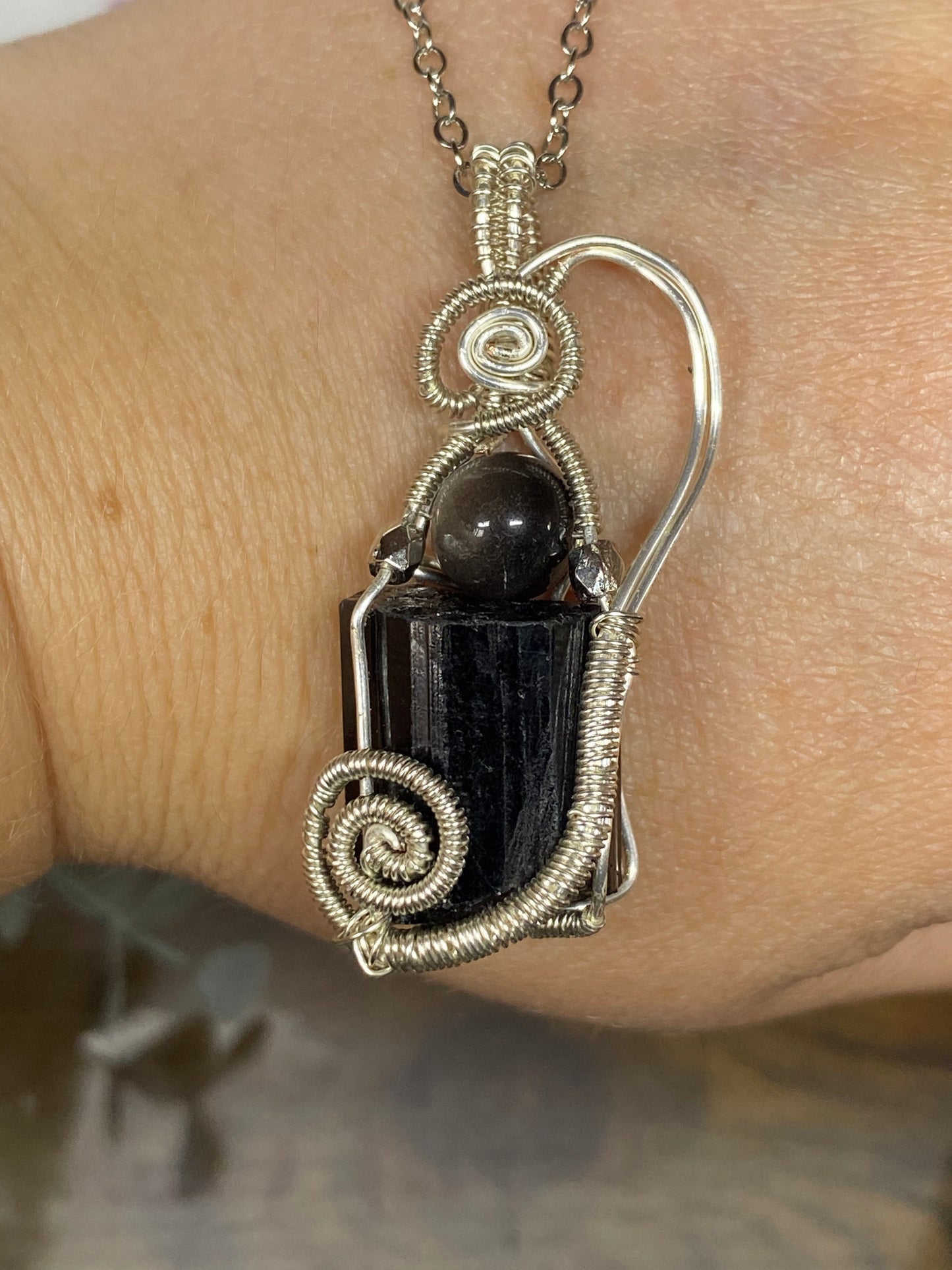 Protection pendant- tourmaline and obsidian
