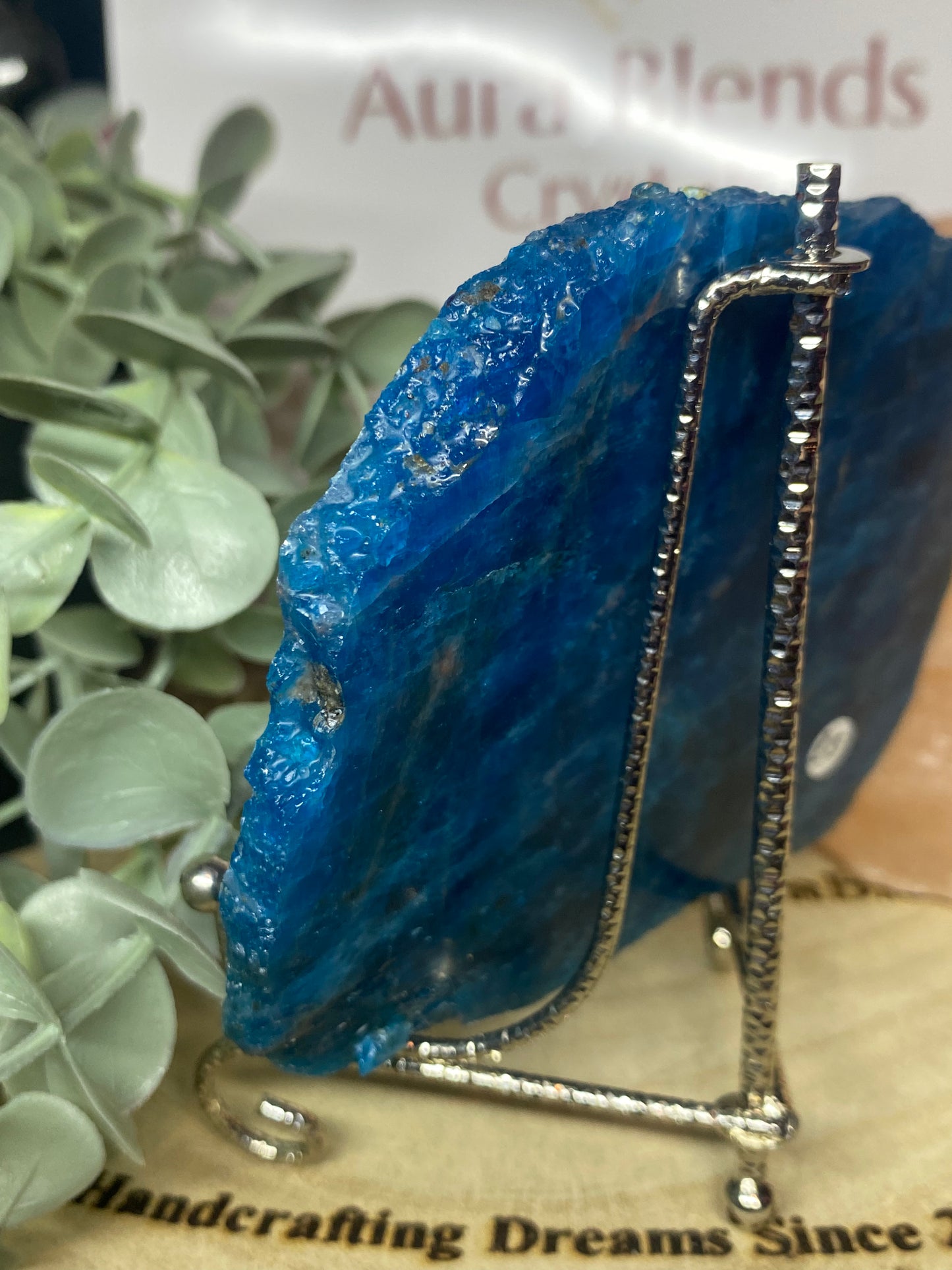 Apatite Slab with silver stand