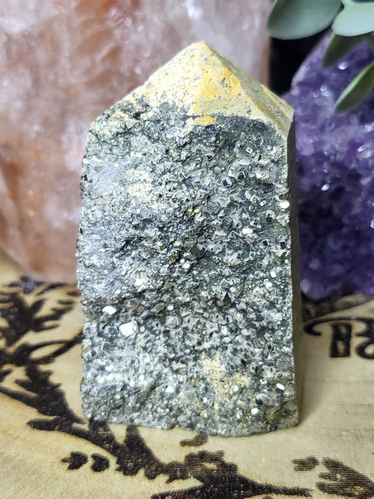 Raw pyrite point