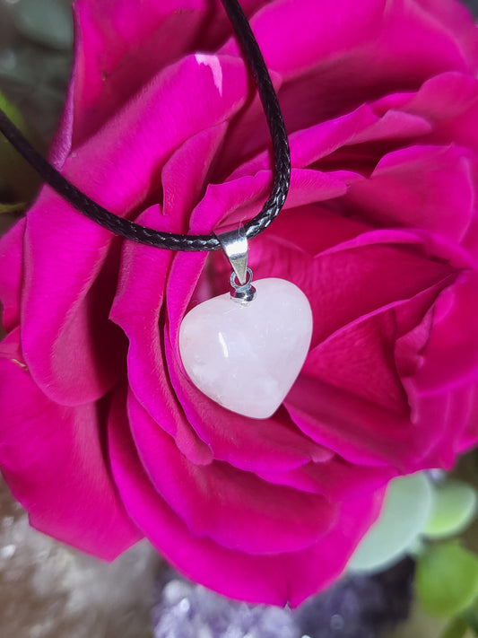 Rose quartz heart pendant