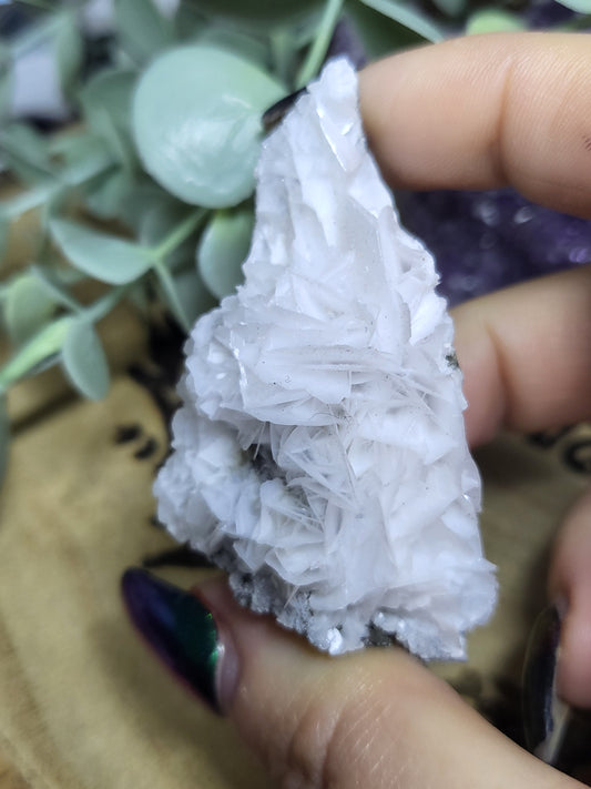 Rose white calcite