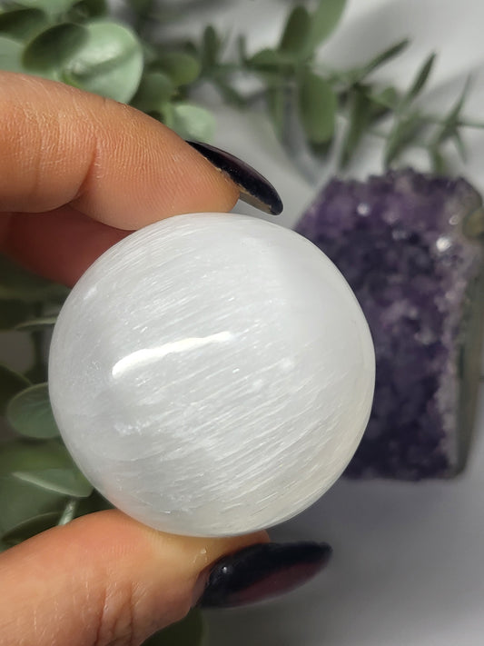 Selenite (satin Spa) Sphere