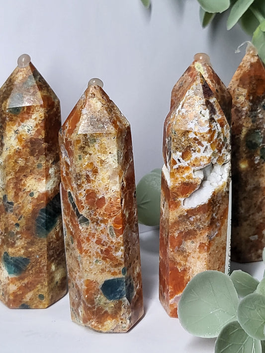 Orange Calcite and Apatite point