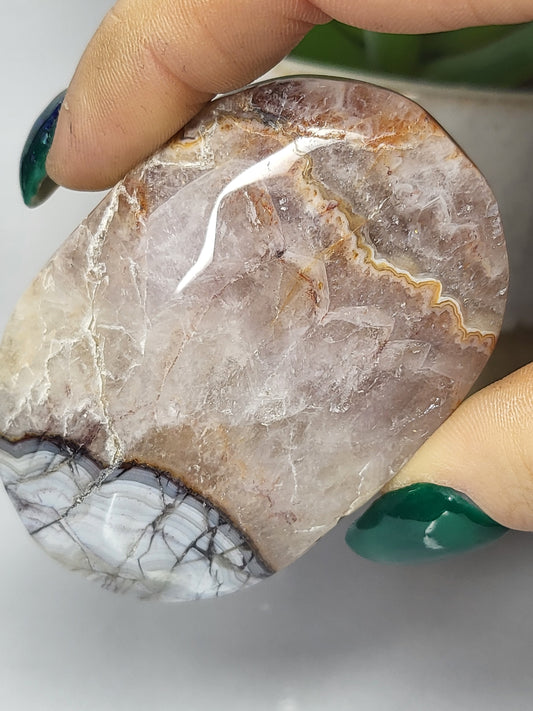Amethyst and agate palmstone