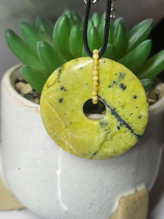 Serpentine donut pendant