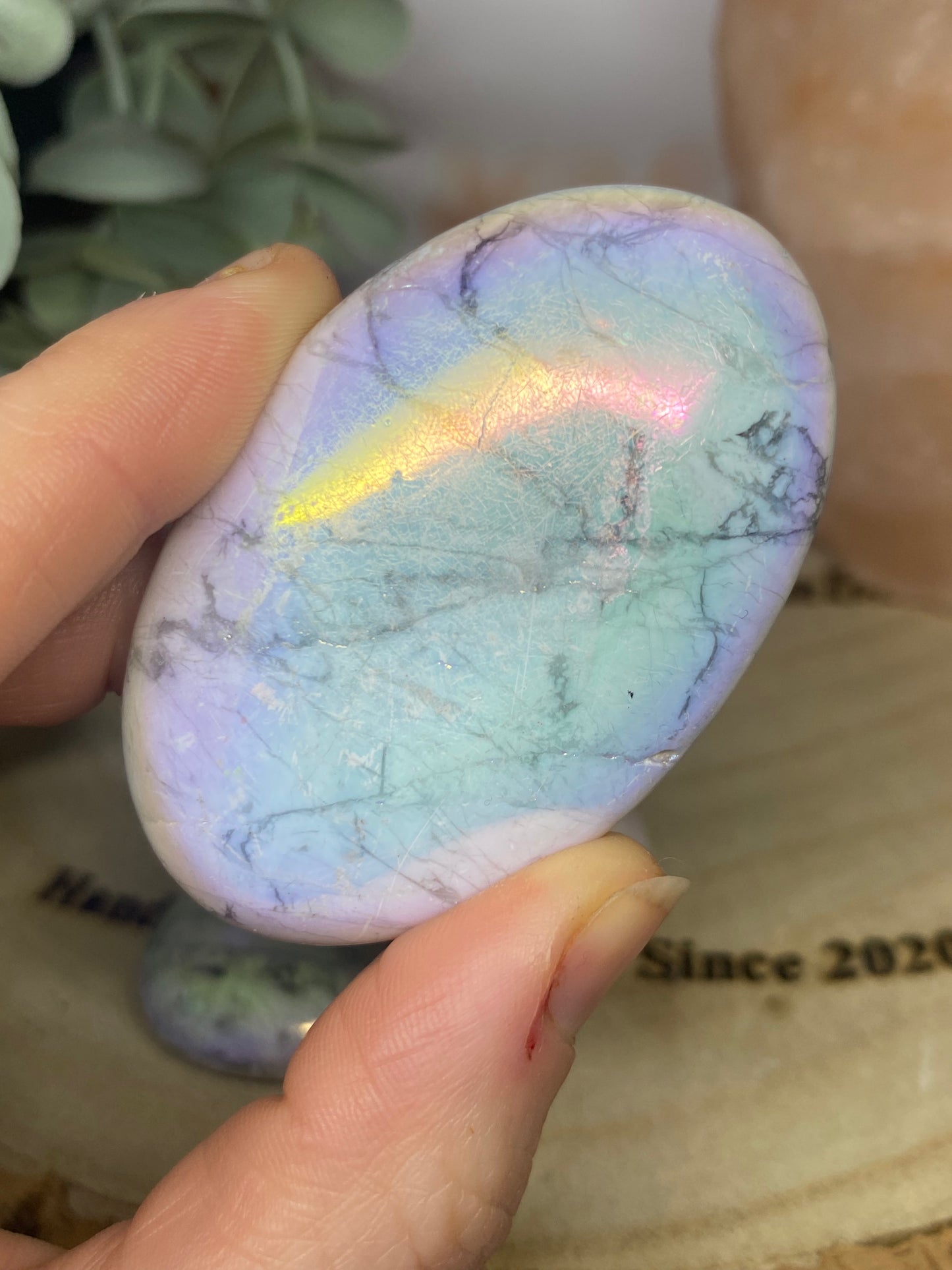 Aura Howlite Palm Stone